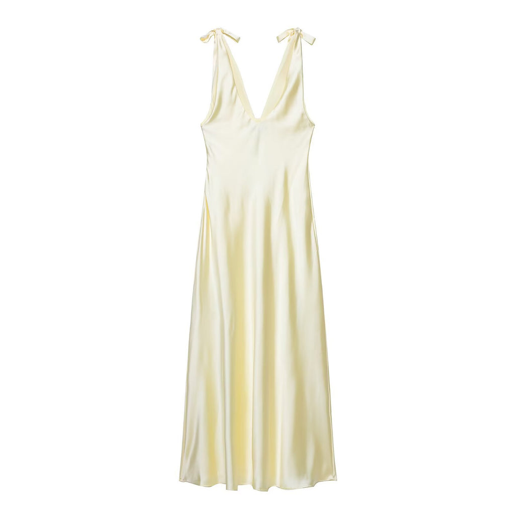 Robe en soie – ornée de belles bretelles en nœuds papillon