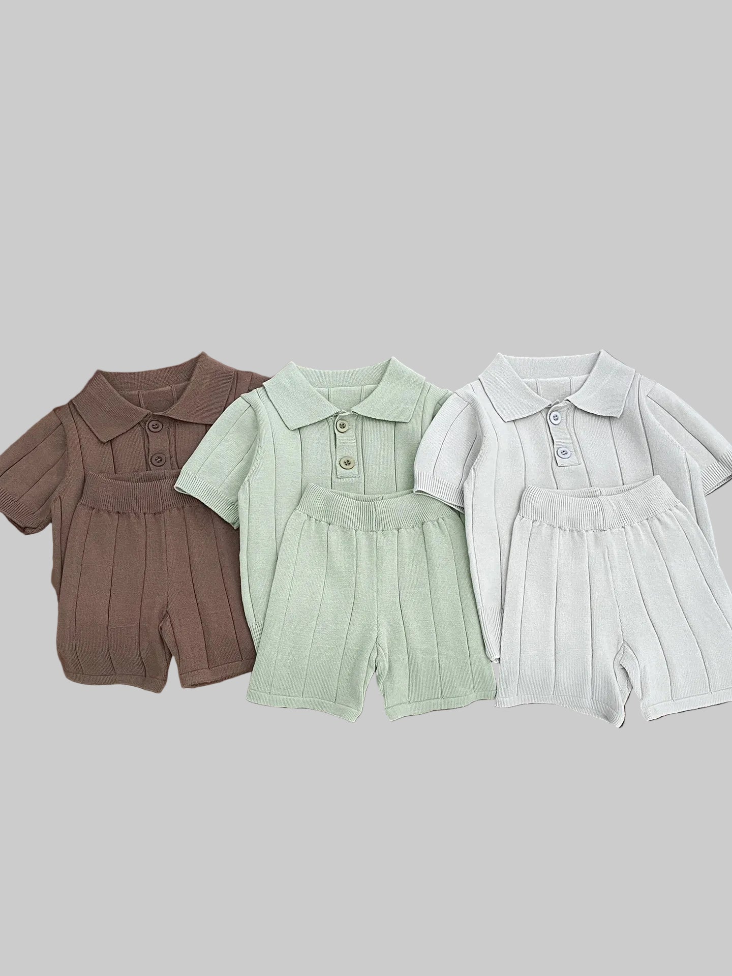 Ensemble - manches courtes et short en coton fin tricoté