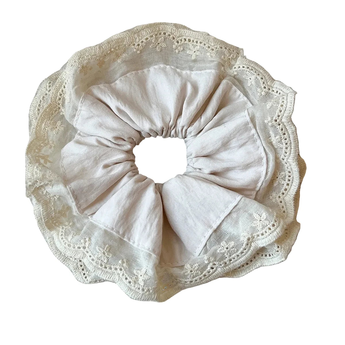 Grand chouchou en dentelle