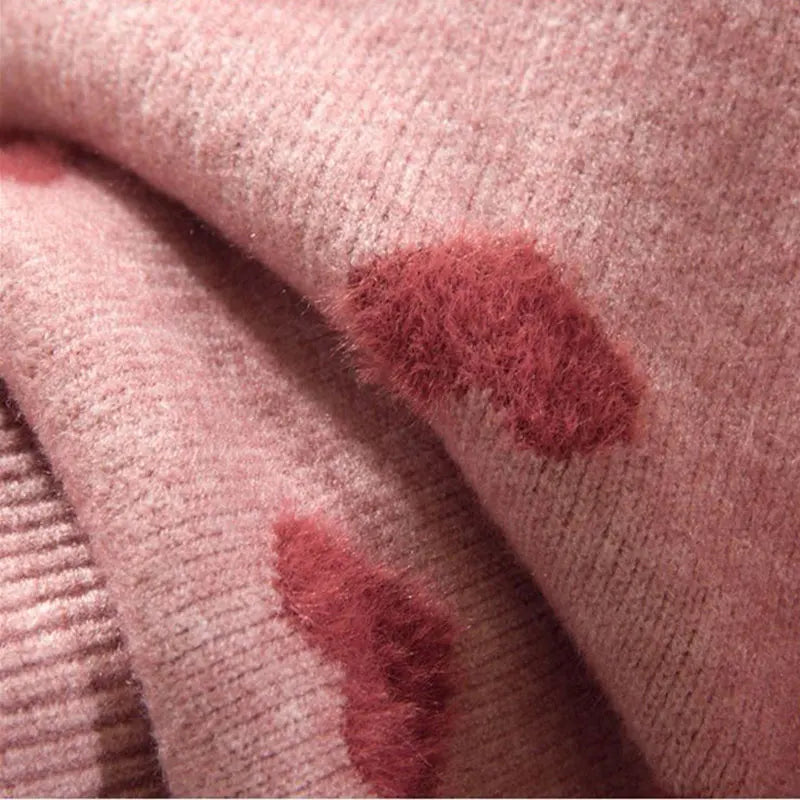 Pull en tricot de vison à motif cœur — Bonnie